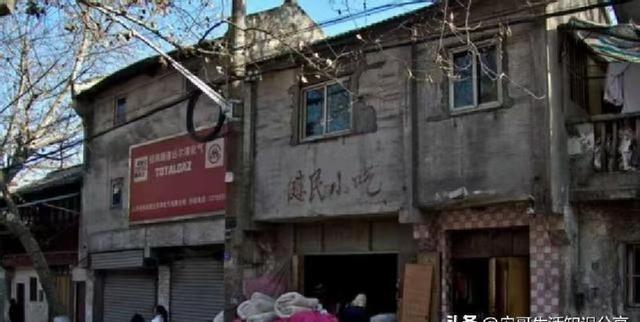 百姓最关心的是老旧小区预制板房拆迁问题：还能盼等得到吗？