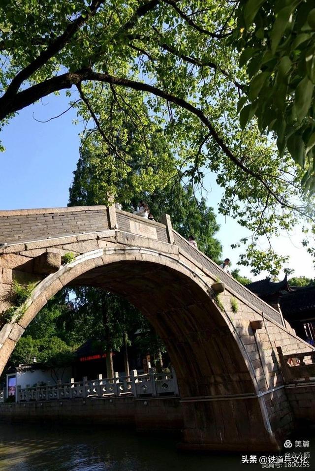 姑苏城外寒山寺作者/曾省伶（六六顺）