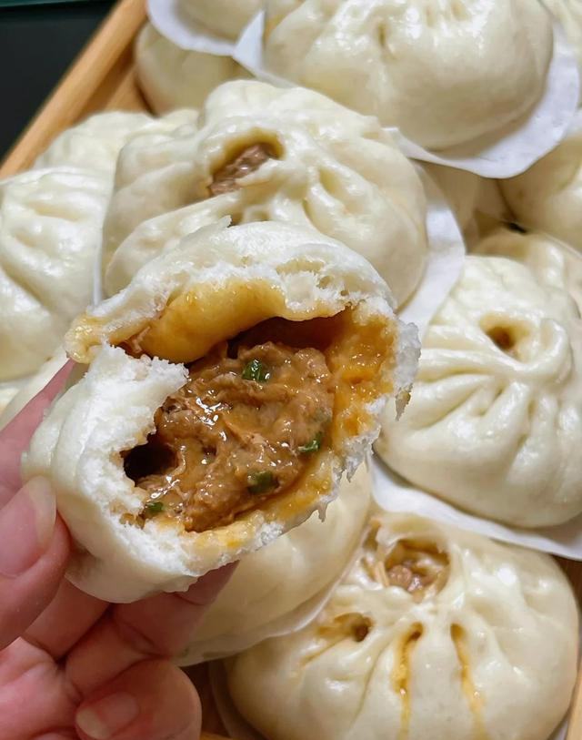 做肉包子怎么做？教你详细配方，包子松软，肉馅入味