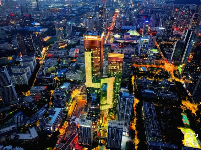 “宜居深圳”之夜景圳好:鹏城夜景的光影密码