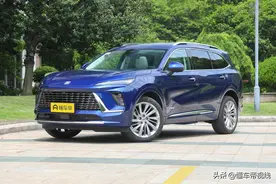 新车｜售25.99万元/降3.6万元，别克新款昂科威Plus艾维亚到店图片