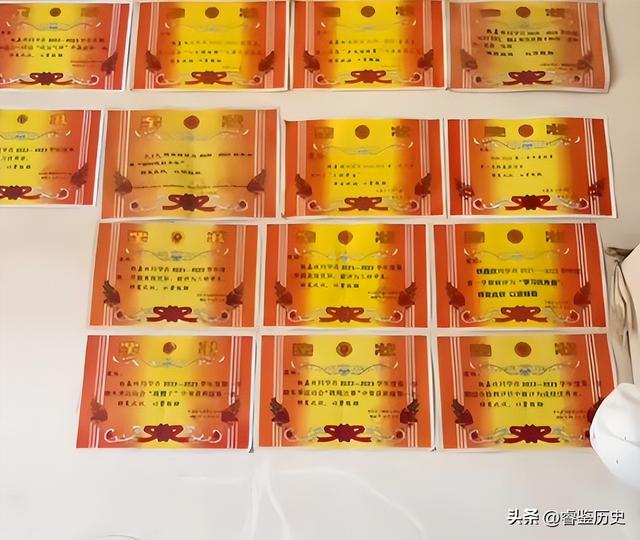 给钱都不要？宁夏一笑成名拒绝百万签约的小女孩	，现在成了这样