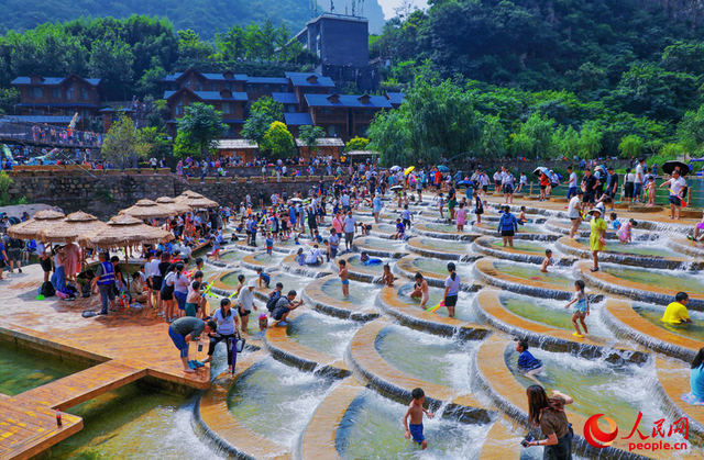 行进中国｜文旅消费热潮涌
