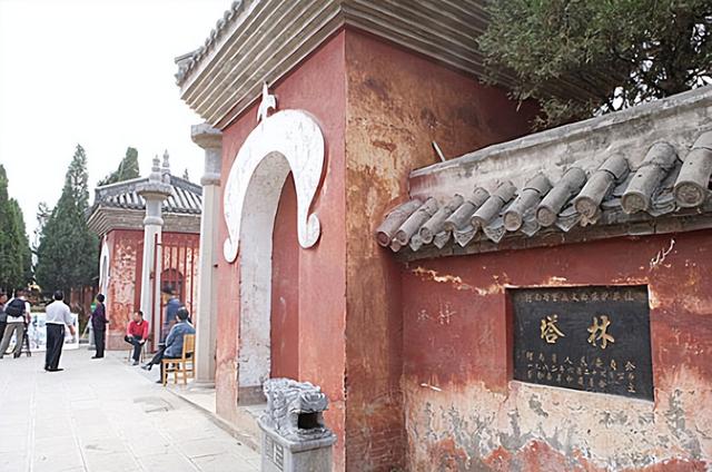 疑点重重！少林寺老方丈绝笔曝光，原来释永信早就被开除过僧籍！