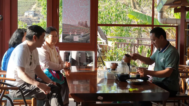 跟着赛事去旅行 | 骑到普洱思茅才知道 茶+咖=我的多巴胺双倍风暴