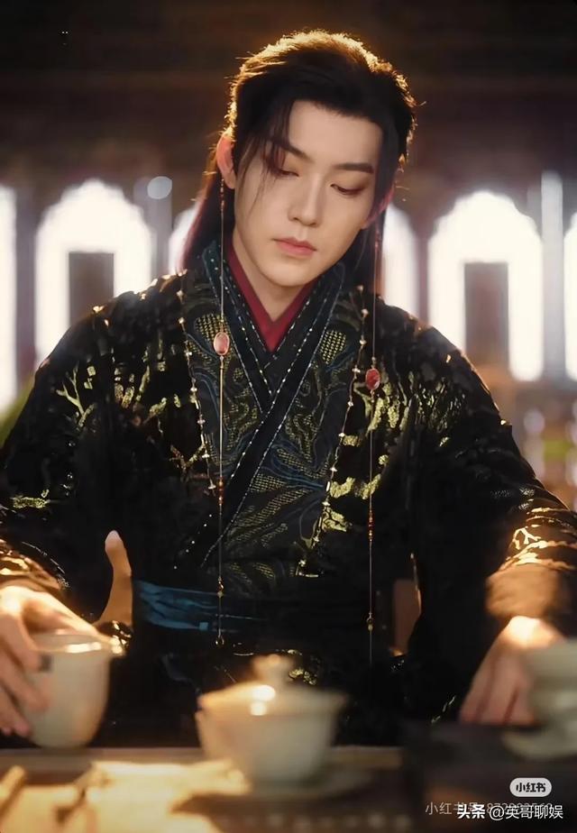 短剧十大古装天选美男，广东双何均上榜，第一碾压半个内娱古美男