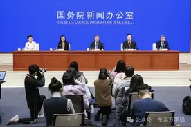 微信、支付宝绑定“外卡”简化，交易限额提高5倍图片