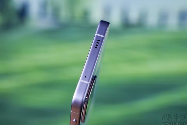 iQOO Neo11首测：中端性能机也要品质升杯