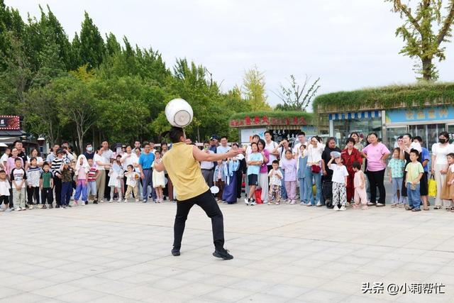 郑州绿博园双节推出九大主题活动非遗打铁花等精彩亮相