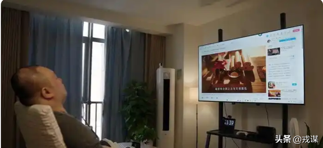 北京大叔用意念操控游戏？中国脑机接口，比科幻片还炸！