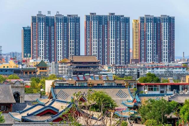 山西面积最小的城市，曾靠煤炭发展经济，如今转型成旅游城市