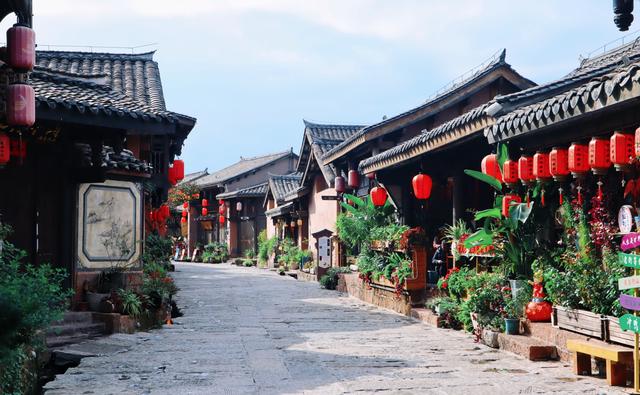 毁于地震的西昌600年古城，重获新生，明代古城拔地而起