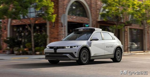 Waymo 150亿砸出“虚胖”车队？被特斯拉“轻资产	”玩法降维打击！