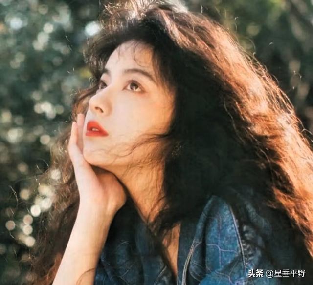 套住一个女人最好的方式：讨好是蠢，花钱是昏，上策只有三个字