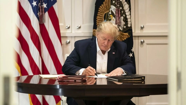 特朗普签署重磅命令！将安提法定性为恐怖组织，法律界质疑合法性
