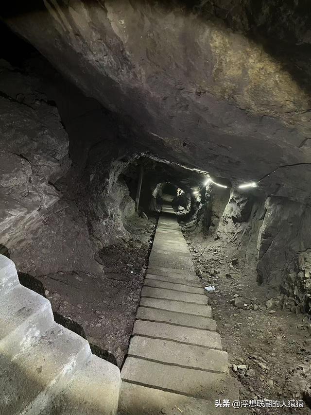 博山石马乡的中石马，留有众多古宅和古庙、古槐