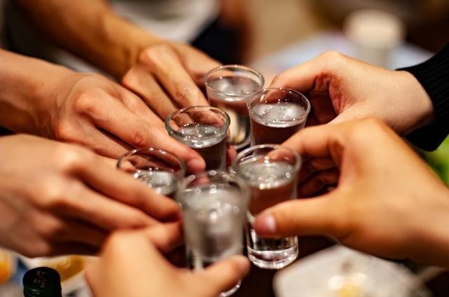 身体催你“戒酒”的5个信号，若你全占了，就必须要考虑戒酒了！