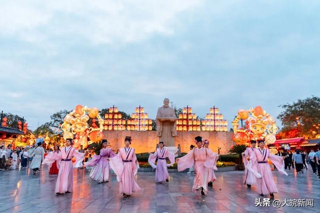 清明上河园：暑期消夏纳凉狂欢模式即将全面开启！