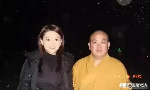 李湘万万没想到，释永信塌房，16年前少林“黑丝短裙照”火了！