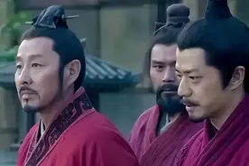 韩信为啥不造反？因为刘邦手下还有一个人，令他十分忌惮图片