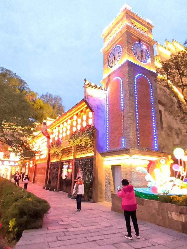 江西五日自由行：婺源弦高古城 《二十三》(2025·10·30～11·3)