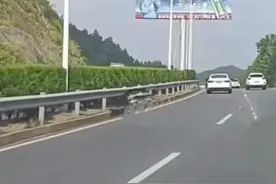 听听这段撩人的导航语音，就怕你听了把持不住图片