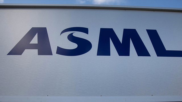 摊牌了?中企陆续收到光刻机，外媒：ASML公司不“乖”了