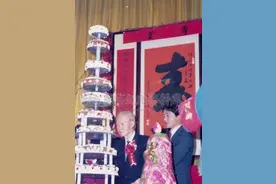 孙立人晚年的家庭照，英雄迟暮，妻子张美英和众子女难得露面图片