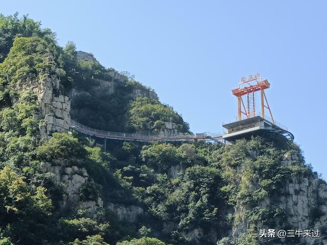 无为在歧路，白露潭溪山