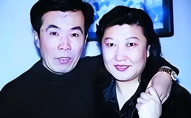 76岁何庆魁晚年失德？亲儿子揭家丑：他嫖不动了，每月1万够花
