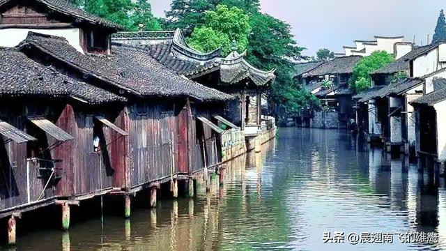 《江城子/游嘉兴赞月河古街美》