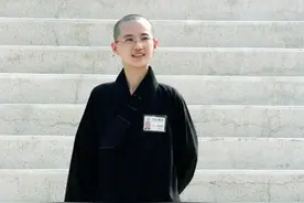 美到惊艳却从未被“污染”，拒演激情戏，削发为尼已“消失”13年图片