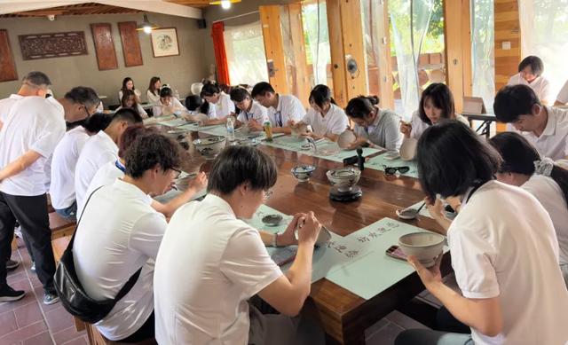抓住暑期的尾巴，邂逅蓝天白云下的千年瓷韵——铜川陈炉古镇