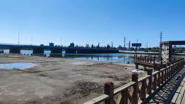 包头，溜达昆都仑河公园、湿地公园、赵长城遗址、昆都仑召、蓝伽