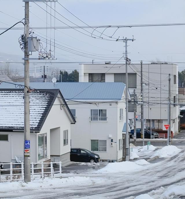 60万人逃离 1.3万人逆行：中国赴日游客锐减下的坚持与博弈