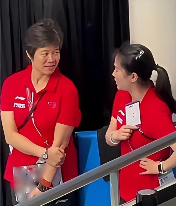 不查不知道，一查吓一跳!陈芋汐主教练余晓玲，原来如此深藏不露