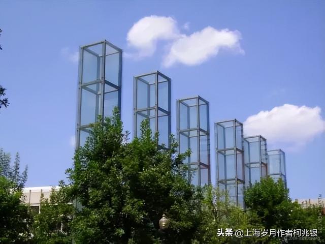 波士顿，独特的纪念碑和感人的诗 文/柯兆银