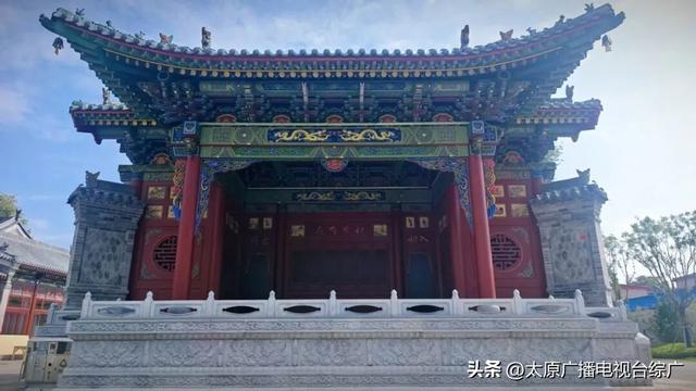 乐活尖草坪丨老龙头景区开园即爆，C位出道！走，带上攻略去打卡！