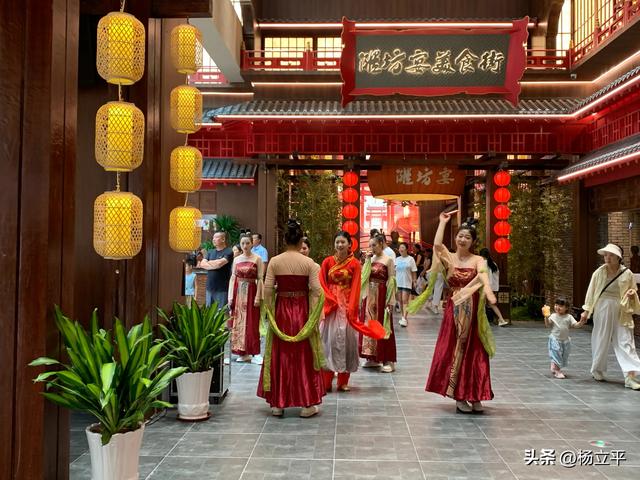 潍坊西服务区四日爆火启示录：文旅融合点燃高速驿站新引擎