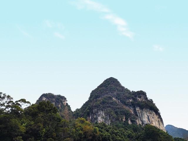 人到中年	，最怕的不是失败，是忽然看清自己