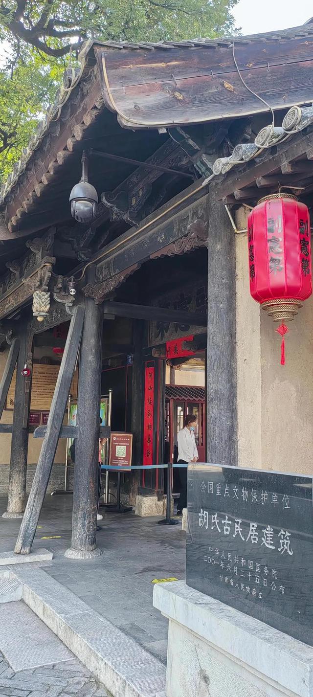 我是铜川人，去了宝鸡和天水，实话实说：这俩陕甘邻城差异真不小