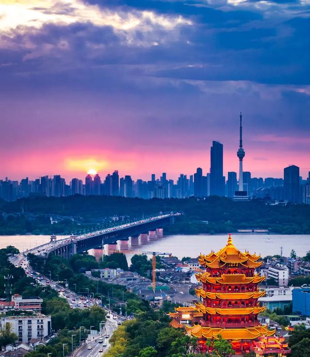 杭州宝妈带着一家人来了趟湖北武汉，杭州这三点和武汉差距太大了