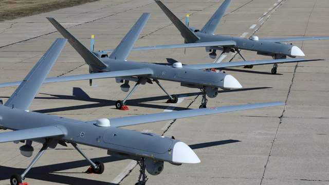 内部崩了？乌总统“金主”卷款逃往国外，西方：一分钱也不给了！