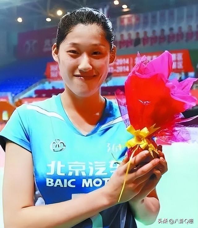35岁女排前福星现状：定居北京，退役后接连高升	，丈夫是世界冠军