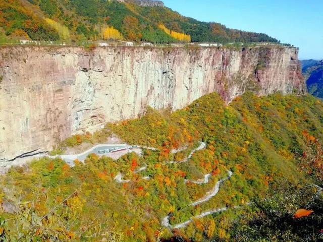 河南秋天自驾天花板，古村落+挂壁，彩画感不输川西，错过等一年