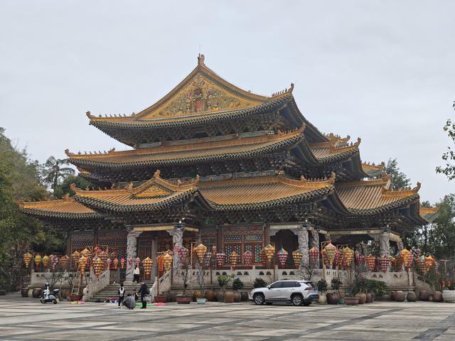 别跑远了！同安梅山寺元宵灯会亮了，古寺+实景花灯，免费逛到爽