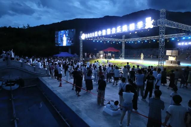 福利加码!2025汉中秦岭熊猫音乐嗨唱季,精彩不断~