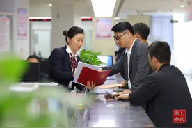 潜山市首批40户承包地有了“身份证”！图片
