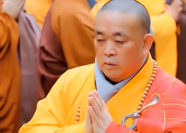 李湘不再隐瞒！公开与释永信真实关系，亲密照真相终于水落石出！