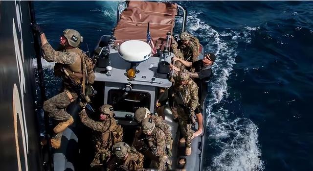 特朗普宣布从委扣押的中国油轮将由美国“永久保留”，船和油都要